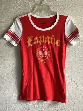 Freeze Red and White España Tennis Graphic Tee